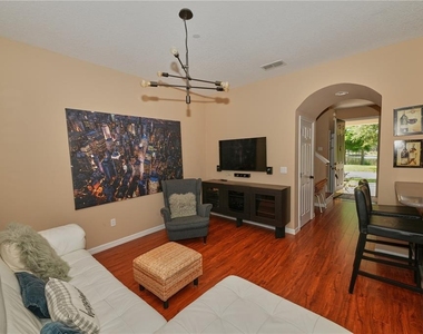 9135 Cardinal Meadow Trail - Photo Thumbnail 10
