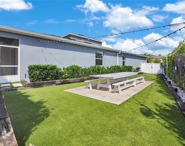 4452 Seven Canyons Drive - Photo Thumbnail 17