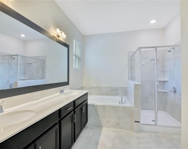 4452 Seven Canyons Drive - Photo Thumbnail 31