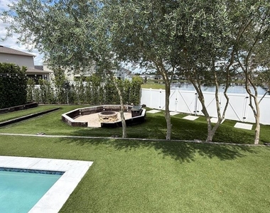 4452 Seven Canyons Drive - Photo Thumbnail 15
