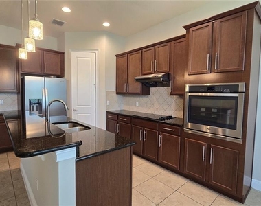 17514 Black Rail Street - Photo Thumbnail 8