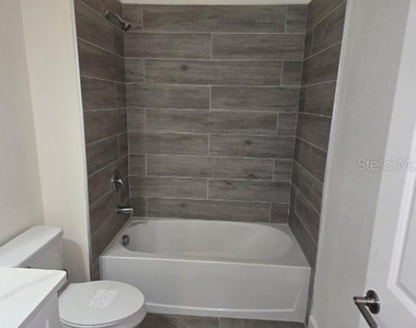 922 Centaury Drive - Photo Thumbnail 16