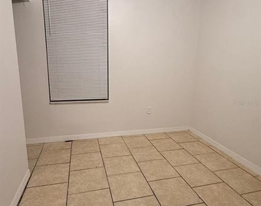 1604 Woodlyn Drive - Photo Thumbnail 12