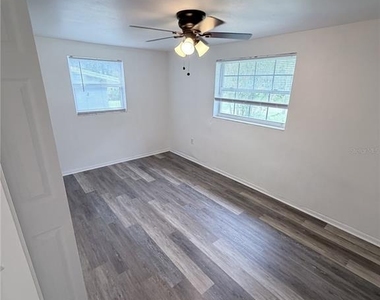 21377 Campbell Drive - Photo Thumbnail 9