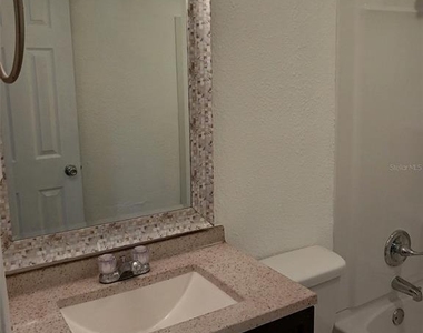 21377 Campbell Drive - Photo Thumbnail 10