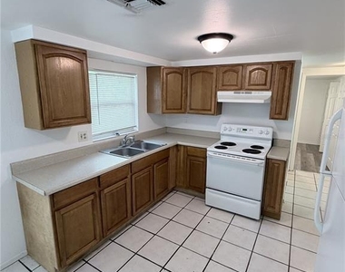 21377 Campbell Drive - Photo Thumbnail 4