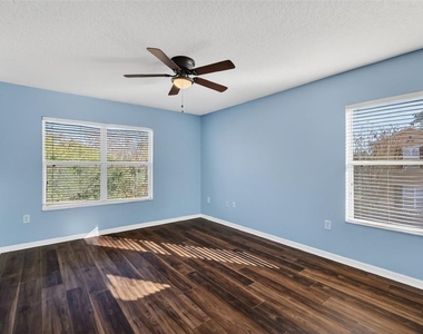 413 Country Cottage Lane - Photo Thumbnail 26