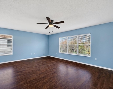 413 Country Cottage Lane - Photo Thumbnail 29