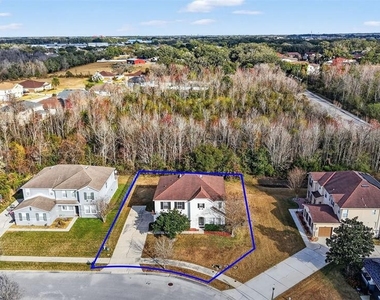 413 Country Cottage Lane - Photo Thumbnail 5
