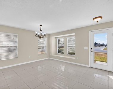 413 Country Cottage Lane - Photo Thumbnail 12