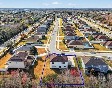 413 Country Cottage Lane - Photo Thumbnail 7