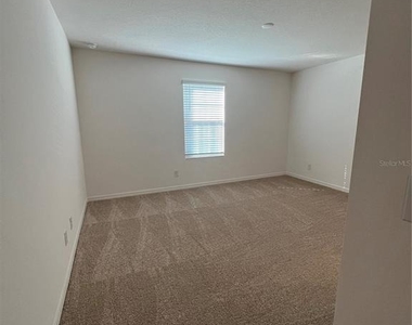 435 Annabelle Way - Photo Thumbnail 12
