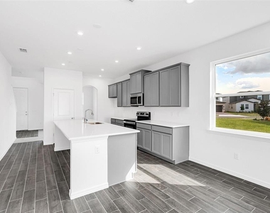 1217 Grassland Avenue - Photo Thumbnail 5