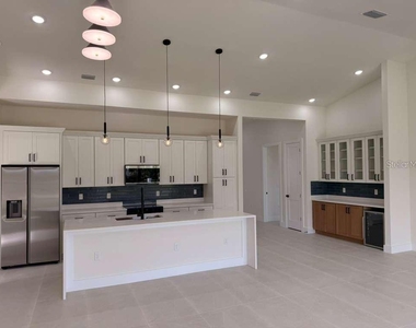 10426 Live Oak Road - Photo Thumbnail 21