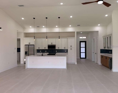 10426 Live Oak Road - Photo Thumbnail 19