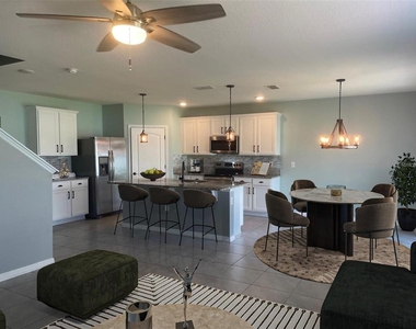 1682 Bay Breeze Drive - Photo Thumbnail 2