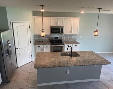 1682 Bay Breeze Drive - Photo Thumbnail 9