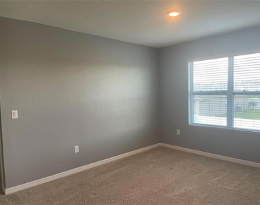 1682 Bay Breeze Drive - Photo Thumbnail 19