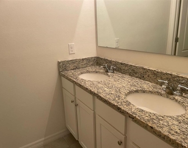 1682 Bay Breeze Drive - Photo Thumbnail 21