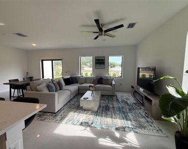 6288 Chorus Drive - Photo Thumbnail 14