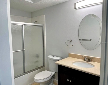 14316 Fredricksburg Drive - Photo Thumbnail 18