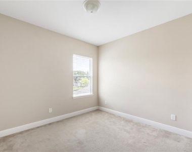 7243 Rambling Water Way - Photo Thumbnail 9