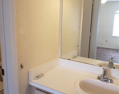 7280 Westpointe Boulevard - Photo Thumbnail 16