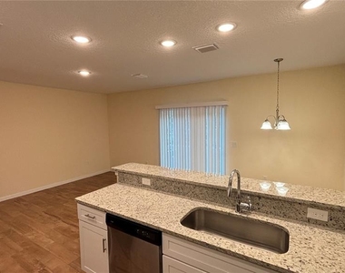 280 Gardner Lane - Photo Thumbnail 5