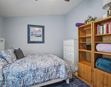 25049 Navel Avenue - Photo Thumbnail 13