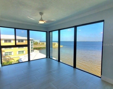 1600 W Marion Avenue - Photo Thumbnail 14