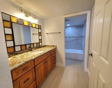 1600 W Marion Avenue - Photo Thumbnail 25