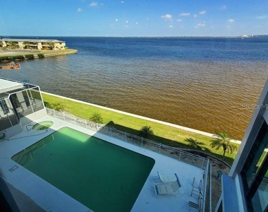 1600 W Marion Avenue - Photo Thumbnail 16