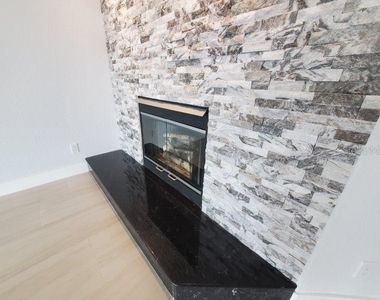 1600 W Marion Avenue - Photo Thumbnail 8