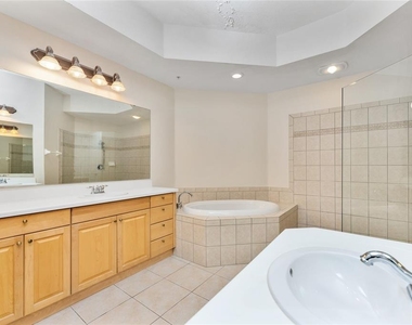 97 Vivante - Photo Thumbnail 23