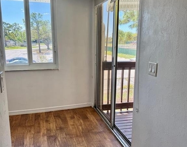 22481 Westchester Boulevard - Photo Thumbnail 8