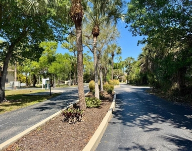 22481 Westchester Boulevard - Photo Thumbnail 3