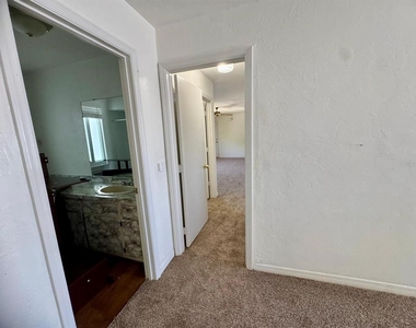 22481 Westchester Boulevard - Photo Thumbnail 13