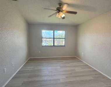 22441 Westchester Boulevard - Photo Thumbnail 17