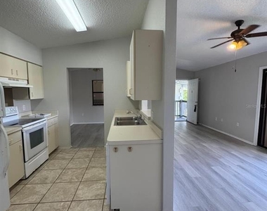 22441 Westchester Boulevard - Photo Thumbnail 11