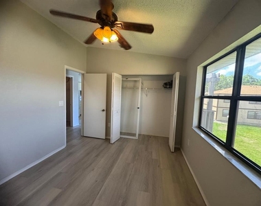 22441 Westchester Boulevard - Photo Thumbnail 13