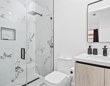 230 W Pine Valley Lane - Photo Thumbnail 43