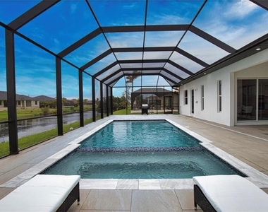 230 W Pine Valley Lane - Photo Thumbnail 1