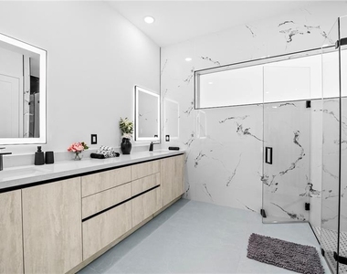 230 W Pine Valley Lane - Photo Thumbnail 49