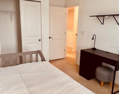 5715 Archipelago Street - Photo Thumbnail 21