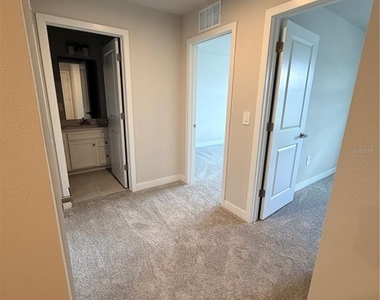 12314 Amber Creek Circle - Photo Thumbnail 14