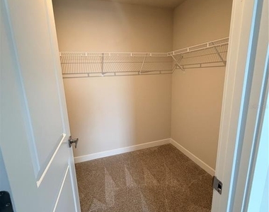 12314 Amber Creek Circle - Photo Thumbnail 22
