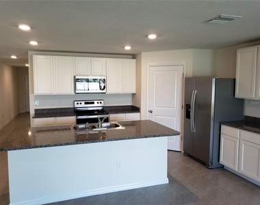 12211 Kingsley Trail - Photo Thumbnail 11