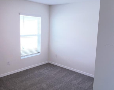 12211 Kingsley Trail - Photo Thumbnail 23
