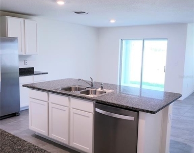 12211 Kingsley Trail - Photo Thumbnail 12