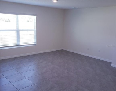 12211 Kingsley Trail - Photo Thumbnail 16